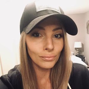 Meet your Posher, Ari